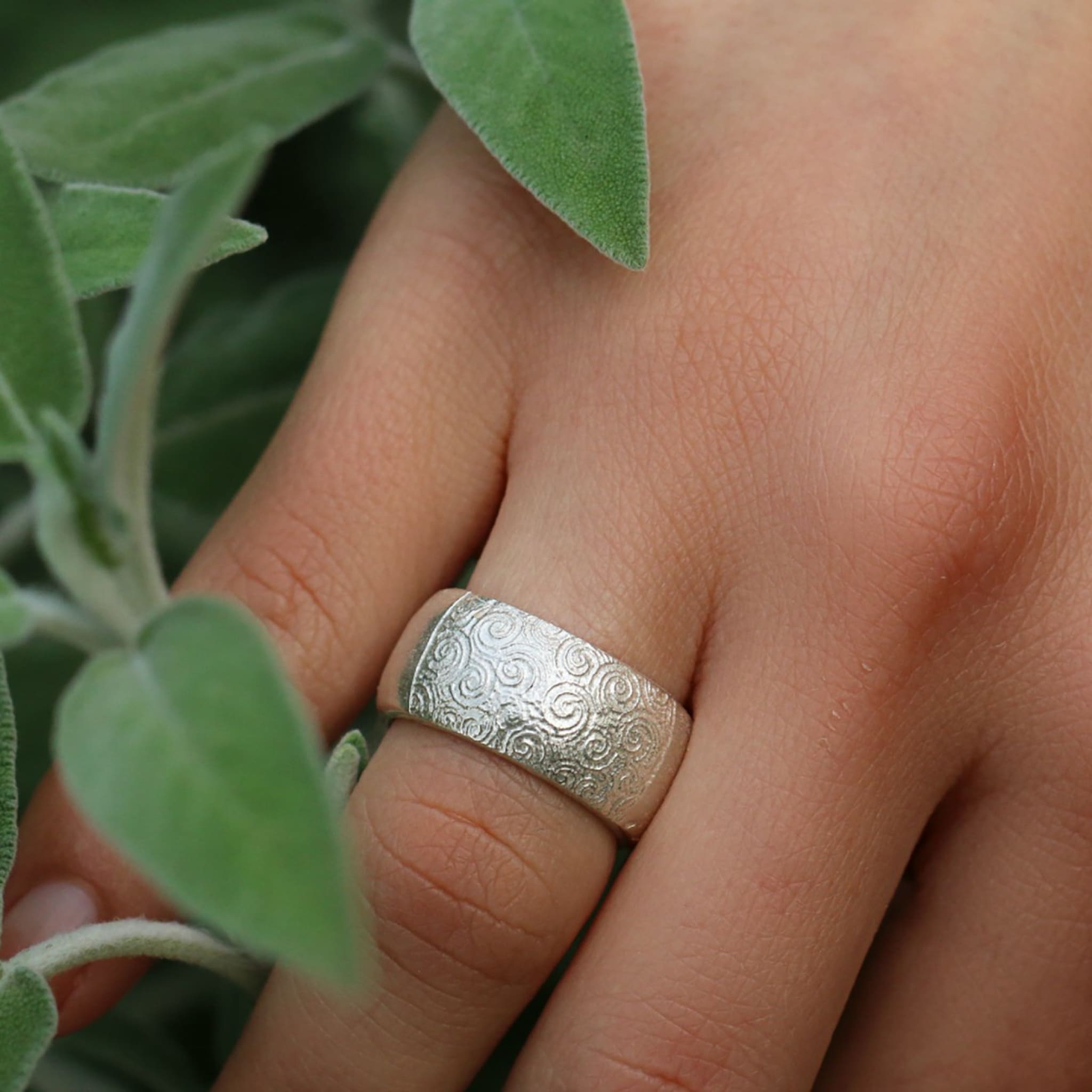 Do Sterling Silver Rings Stretch Over Time? | Silver Chic